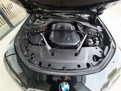 BMW 7 Series 2023 735Li Luxury Line - фото 8