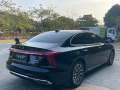 Hongqi H5 2.0T automatic smart connected flag version - фото 13
