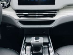 Hongqi E-QM5 560km PLUS - фото 6
