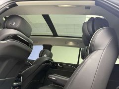 Hongqi E-HS9 690km flagship version six seats - фото 12