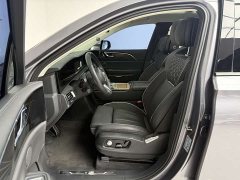 Hongqi E-HS9 690km flagship version six seats - фото 16