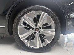Hongqi E-HS9 690km flagship version six seats - фото 16