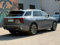 Hongqi E-HS9 510km flag collar version four seats - фото 9