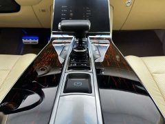 Hongqi Golden Sunflower Guoli 2014 6.0L Flagship Edition - фото 10