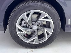 Hongqi HS3 PHEV 2024 115km Jinwei Edition - фото 12
