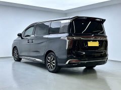 Hongqi HQ9 2023 2.0T Zhilian Qichang Edition - фото 6