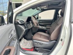 Toyota SIENNA 2021 2.5L Hybrid Platinum Edition - фото 10