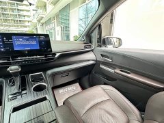 Toyota SIENNA 2021 2.5L Hybrid Platinum Edition - фото 18