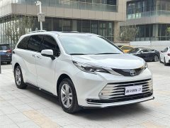 Toyota SIENNA 2021 2.5L Hybrid Platinum Edition - фото 6