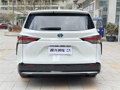 Toyota SIENNA 2021 2.5L Hybrid Platinum Edition - фото 8