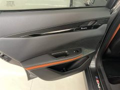 Changan UNI-V 1.5T premium - фото 17