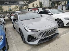 Changan UNI-V 1.5T premium - фото 20