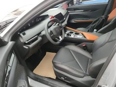 Changan UNI-V 1.5T premium - фото 7
