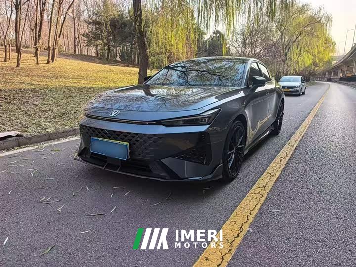 Changan UNI-V 1.5T noble sports