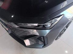 Changan UNI-V 2022 1.5T premium - фото 3