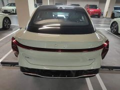 Hongqi EH7 2025 600 Smart Select Edition - фото 6