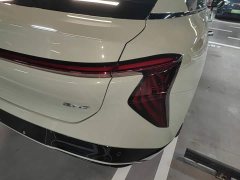 Hongqi EH7 2025 600 Smart Select Edition - фото 8
