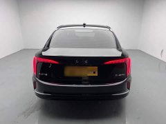 Hongqi E-QM5 Facelift Basic Travel Edition - фото 6