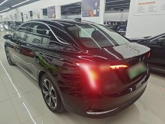 Hongqi E-QM5 2023 Facelift Basic Travel Edition - фото 5