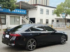 BMW 5 Series (Imported) 530i Exclusive M Sports Package - фото 7