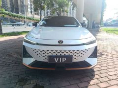 Changan UNI-V 1.5T Prestige Edition - фото 2