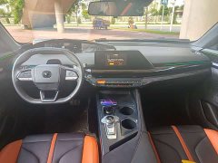 Changan UNI-V 1.5T Prestige Edition - фото 5