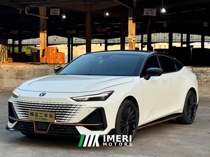 Changan UNI-V 1.5T Sport Edition - автомобиль из Китая
