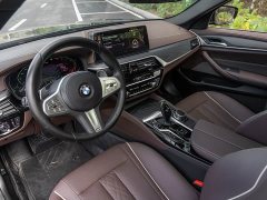 BMW 5 Series 530Li leading M sports package - фото 12