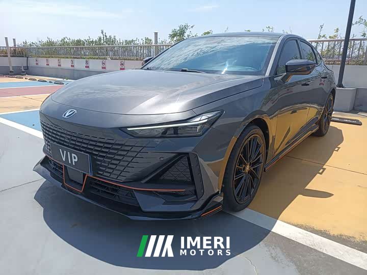 Changan UNI-V 1.5T Sport - автомобиль из Китая
