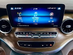 Mercedes-Benz V-Class 2022 V 260 L Long Wheelbase Premium Edition - фото 16