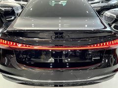 Audi A7L 2024 45 TFSI quattro S-line Black Warrior Edition - фото 6