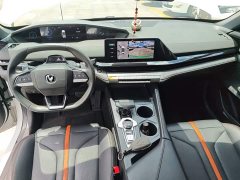 Changan UNI-V 1.5T premium - фото 10