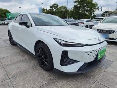 Changan UNI-V 1.5T premium - фото 4