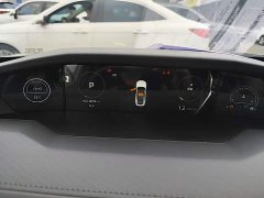 Changan UNI-V 1.5T exclusive - фото 12