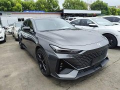 Changan UNI-V 1.5T exclusive - фото 4
