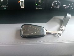 Changan UNI-V 1.5T premium - фото 9