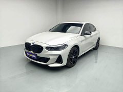 BMW 1 Series facelift 125i M Sports Night Edition - фото 1
