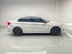 BMW 1 Series facelift 125i M Sports Night Edition - фото 9