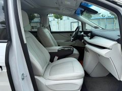 Buick GL8 2026 Lu Zun Luxury Edition - фото 12