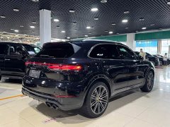 Porsche 2022 Porsche Cayenne S 2.9T Platinum Edition - фото 19