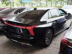 Hongqi H5 2.0T Automatic Zhilian Qichang Edition - фото 5