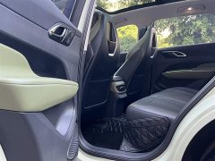 Hongqi HS3 1.5T two-wheel drive good version - фото 18