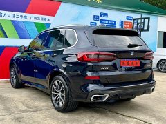 BMW X5 xDrive40i M - фото 5