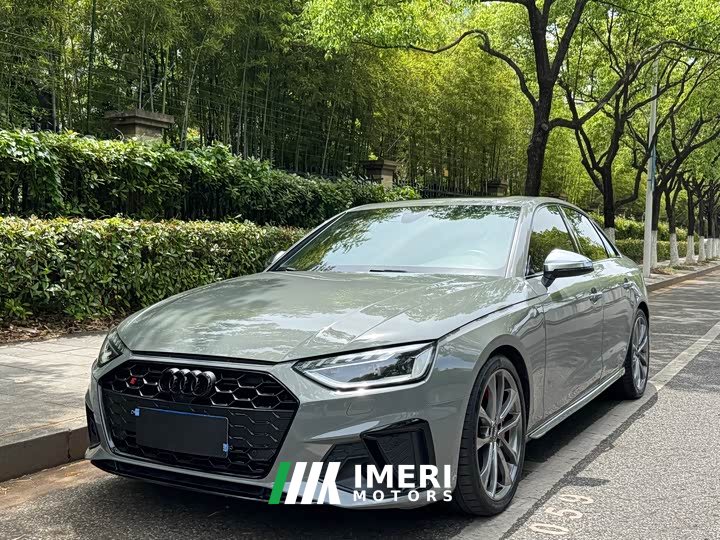 Audi S4 3.0TFSI - автомобиль из Китая