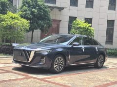 Hongqi H5 2.0T automatic smart connected flag version - фото 1