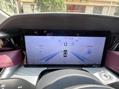 Hongqi H5 2.0T automatic smart connected flag version - фото 5