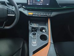 Changan UNI-V 2022 1.5T premium - фото 14