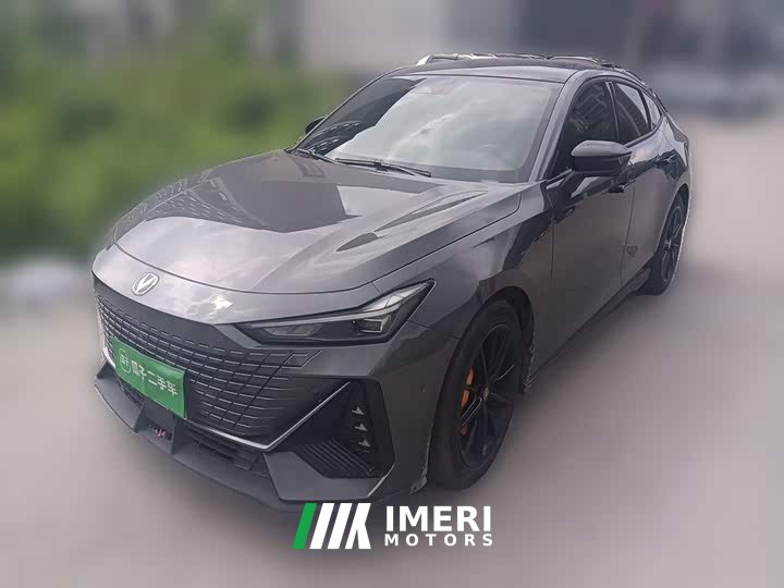 Changan UNI-V 1.5T Smart Pilot Edition - автомобиль из Китая
