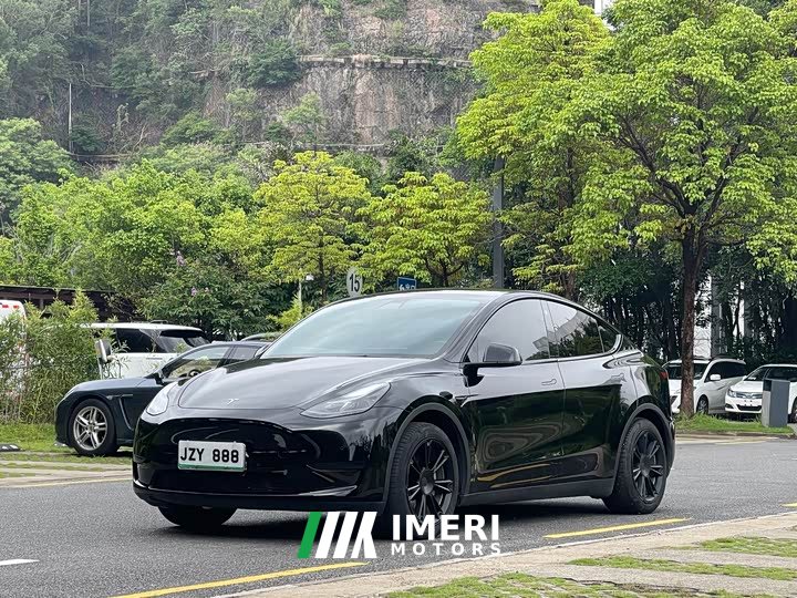 Tesla Model Y 2022 Refresh RWD - автомобиль из Китая