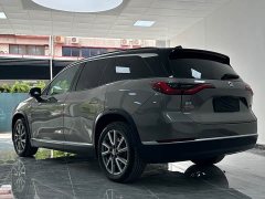 NIO ES8 2020 415KM seven-seater version - фото 7